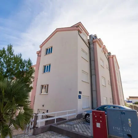 Pavic-nikic Apartament *
